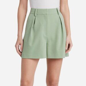 NWOT Favorite Daughter - The Favorite Shorts in Basil Green size 8